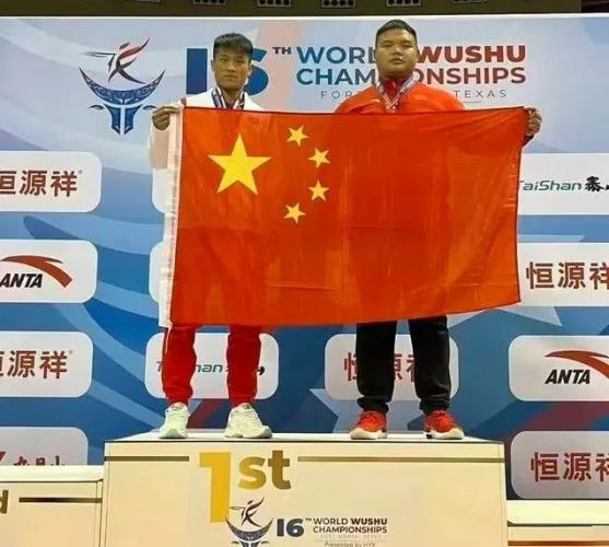 朱海蘭世界冠軍回到母校,給學(xué)弟學(xué)妹們帶來鼓勵(lì)和激勵(lì) 朱海蘭世界冠軍回到母校,給學(xué)弟學(xué)妹們帶來鼓勵(lì)和激勵(lì)